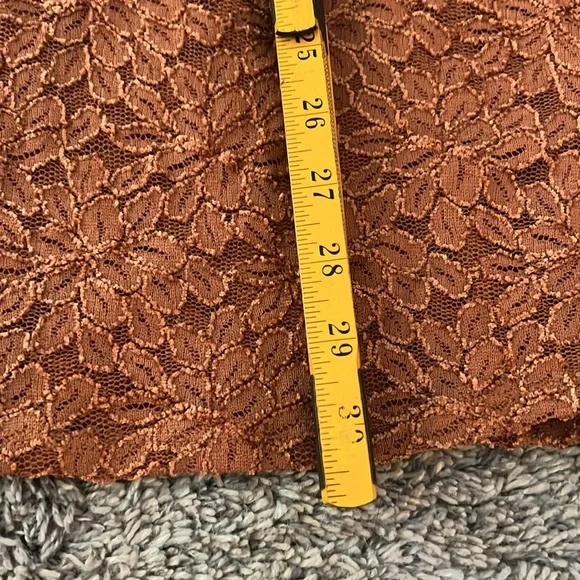 NWT Jessica Simpson Maternity Lacy Mini Dress - Picture 11 of 14